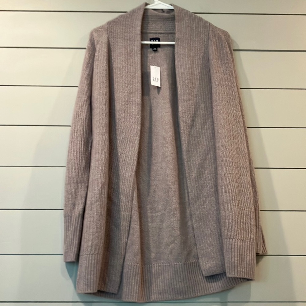 Gap cardigan, size extra, small, NWT!